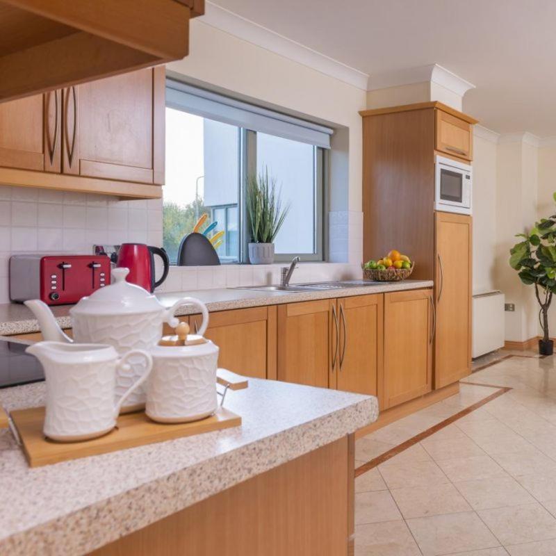 Park Place Apartments Killarney Bagian luar foto