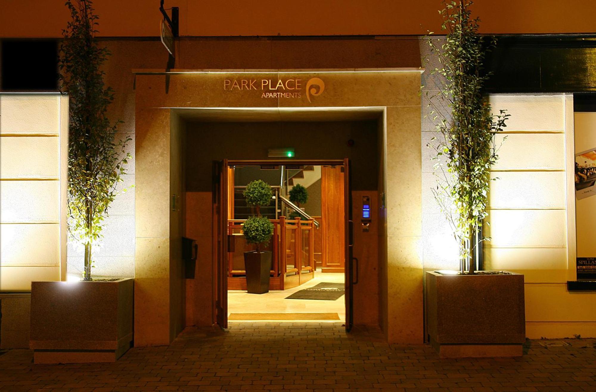 Park Place Apartments Killarney Bagian luar foto